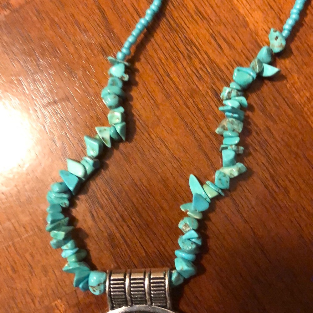 Turquoise and silver necklace - Picture 3 of 4